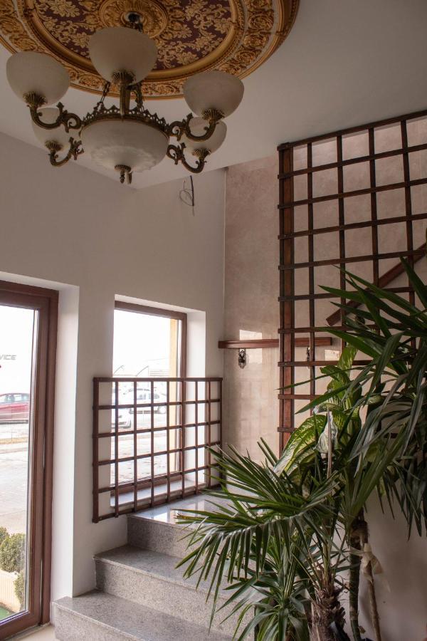 Sultan Mehmet Pensiune & Restaurant Brasov Exterior photo
